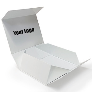 Caja <span class=keywords><strong>de</strong></span> Regalo Magnética Plegable Profesional con Carpetas <span class=keywords><strong>de</strong></span> Papel Artístico, Recubrimiento UV e Inserto <span class=keywords><strong>de</strong></span> Espuma Protectora para Vino y Licores - Product Image 2