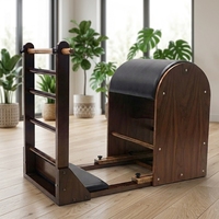 Baril d'entraînement Pilates réglable en bois de noyer personnalisable, avec logo personnalisé et couleurs de cuir, équipement Pilates directement de l'usine
