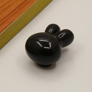 Poignée de tirage moderne en céramique bronze motif lapin, colorée style dessin animé, pour portes de cuisine, salle de bain, commodes et armoires, monotrou - Product Image 1