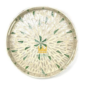 Plateaux de service et plateaux à dessert en chocolat faits à la main, design unique, écologiques, portables et décoratifs, Vietnam - Product Image 2