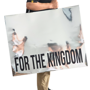 Özel Boyutlu Baskılı Ekstra Büyük Boy Gümüş Büyük Kağıt Çanta, Kendi Logonuzla Video Çekimleri İçin - Product Image 1