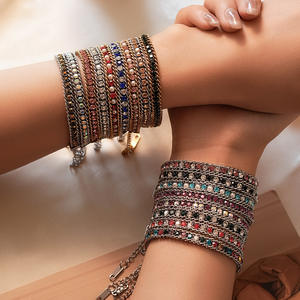 YL vente en gros 18K femmes titane acier griffe chaîne Bracelet mode Style Zircon perle mélange Match États transfrontaliers - Product Image 4