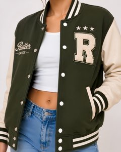 Veste universitaire pour femme, vert beige, avec lettre R brodée, style preppy, coupe classique, logo sur le devant - Product Image 5