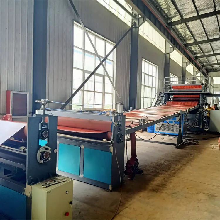 Línea de producción de extrusión de revestimiento de vinilo, revestimiento de suelo de PVC, máquina de fabricación de alfombras