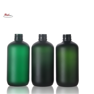 Venta al por mayor de fábrica: Botella Boston redonda mate de 500ml, material PET 24/410, vacía, para envases de cosméticos y cuidado facial. - Product Image 3