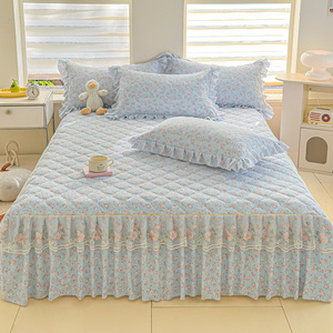 Juego de Ropa de Cama Acolchada con Diseño Floral Morado, 4 Piezas, Cubrecama con Volantes de Encaje y Fundas de Almohada, Tamaño King y Queen, Ropa de Cama de Algodón Suave - Product Image 6