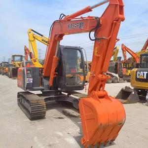 Excavadora Hitachi ZX 70 Naranja con Orugas y Cucharón de Excavación, Equipo de Construcción Usado - Product Image 4