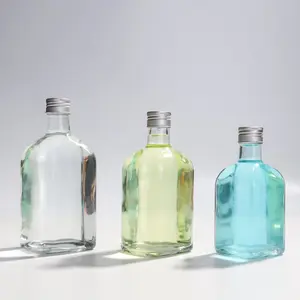 Épaule oblique de forme carrée imprimée personnalisée ou standard claire 3750ml 500ml 750ml liqueur vin whisky vodka sprtints bouteille en verre