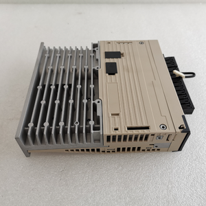 Controlador SGD7S-330A00A, Amplificador de Accionamiento SGD7S-330, Sistema de Accionamiento de un Solo Eje para Automatización Industrial - Product Image 3