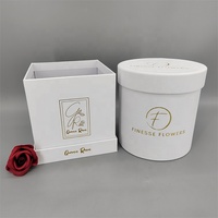 Boîtes en carton personnalisées blanches, design personnalisé, vente chaude, logo personnalisé en feuille d'or mat, boîte cadeau ronde ou carrée pour fleurs