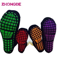 Nhà Máy Giá Bán Buôn Tùy Chỉnh Non-slip Trampoline Công Viên Vớ Chống Trượt Tùy Chỉnh Grip Bounce Nhà Vớ