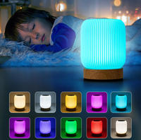 Lampe de table moderne à LED RGB avec télécommande, contrôle tactile, couleurs changeantes, fonction veilleuse LED pour chambre