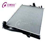 Radiateur de refroidissement du moteur COMOOL 17117562079 pour BMW Série 1 Série 3 X1 Z4 E81 E82 E84 E87 E88 E89 E90 E91 E92 E93 Radiateur en aluminium