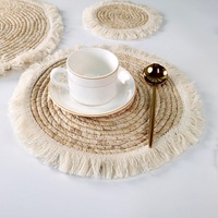 Napperon en paille de maïs tressée, design pastoral moderne et épuré, bord à franges, épaisseur 5 mm, isolant thermique, écologique