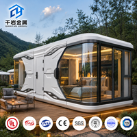 Casa Cápsula Espacial Prefabricada de Bajo Costo, Cabaña Modular Impermeable y Aislada con Interior Completo para Glamping en Atracciones Turísticas