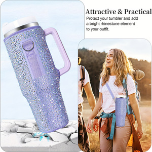 Manchon <span class=keywords><strong>isotherme</strong></span> en tissu pour <span class=keywords><strong>bouteille</strong></span> d'eau de 40 oz et 30 oz, modèle Stanlyyes 002, personnalisable avec aimant, bandoulière, vente chaude - Product Image 3