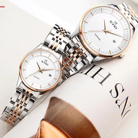 Dos en acier inoxydable résistant à l'eau Odm verre saphir montre-bracelet pour hommes et femmes montres de couple à quartz