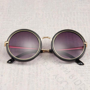 Lunettes de soleil pour enfants à monture ronde minimaliste, verres PC UV400, protection solaire unisexe pour les sorties et la conduite - Product Image 4