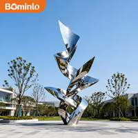 Scultura Moderna in Acciaio Inossidabile Lucido a Forma di Fiamma, Arte Astratta per Piazze Esterne, Decorazione in Acciaio Inox