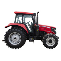 Tracteur agricole d'occasion à quatre roues motrices de 160 CV avec moteur diesel 6 cylindres et boîte de vitesses, cabine, matériel agricole d'occasion