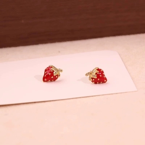 FY-ED433 2025 Bestseller squisita principessa taglio zircone <span class=keywords><strong>argento</strong></span> <span class=keywords><strong>orecchini</strong></span> <span class=keywords><strong>Mini</strong></span> rosso fragola per le occasioni regalo delle donne - Product Image 5