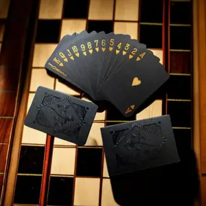 Jeu de poker de mariage personnalisé en plastique PVC, impression avant et arrière du logo, cartes à jouer à sublimation étanche en noir et or avec boîte
