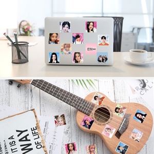 Adesivi Decorativi con Motivi Cartoon di Star del Gruppo Coreano, 500 Pezzi per DIY, Diari, Decorazione Cover per Cellulari - Product Image 5