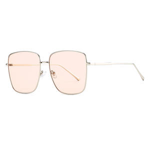 Gafas de Sol Gm Unisex con Marco Metálico Grande, Polarizadas UV400, Cuadradas, Color Plateado, Tipo 3, para Estilo Urbano - Product Image 2