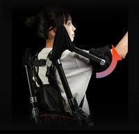 Exosquelette robotisé en fibre de carbone sans recharge pour utilisation en extérieur, levage de charges lourdes et déplacement d'objets lourds, assistance des membres supérieurs