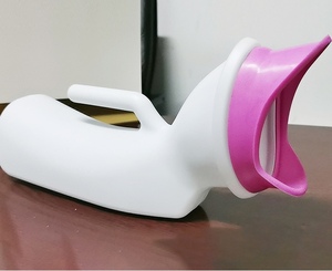 Urinoir confortable <span class=keywords><strong>pour</strong></span> personnes âgées <span class=keywords><strong>pour</strong></span> femmes soins de chevet Pot de nuit élastique bouche douce usage domestique jetable en plastique échelle ligne femmes - Product Image 1
