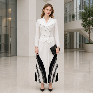 Abito lungo da donna <span class=keywords><strong>stile</strong></span> blazer con doppio petto, patchwork e orlo in pizzo, modello Miyake plissettato, all'ingrosso - Product Image 1