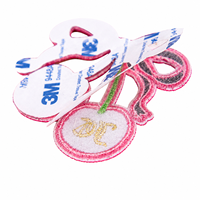 Écussons brodés personnalisés en velours avec motif de marque, fabriqués à la main, en tissu tissé, avec logo brodé 3D en forme de fruit