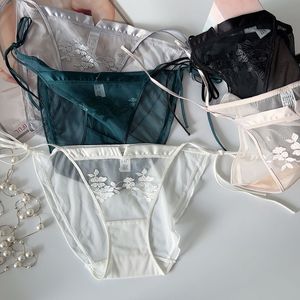 กางเกงในผู้หญิงขายส่ง ปักลายตาข่าย เซ็กซี่ เอวต่ำ ซีทรู พร้อมสายลูกไม้ ระบายอากาศได้ดี ชุดชั้นในสวยหรู - Product Image 1