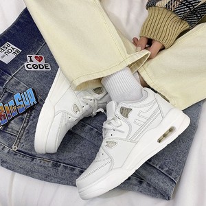 Nouvelles baskets blanches à coussin d'air 2026 pour hommes et femmes, inspirées des créateurs, chaussures de sport décontractées respirantes à lacets, baskets plates - Product Image 5