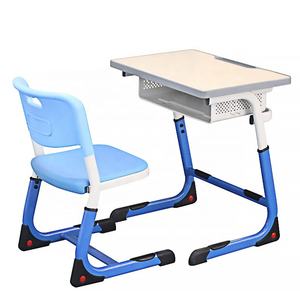 Bureau d'écriture moderne en métal réglable avec chaise confortable pour les enseignants <span class=keywords><strong>des</strong></span> <span class=keywords><strong>écoles</strong></span> primaires et secondaires, idéal pour les formations et les cours. - Product Image 1