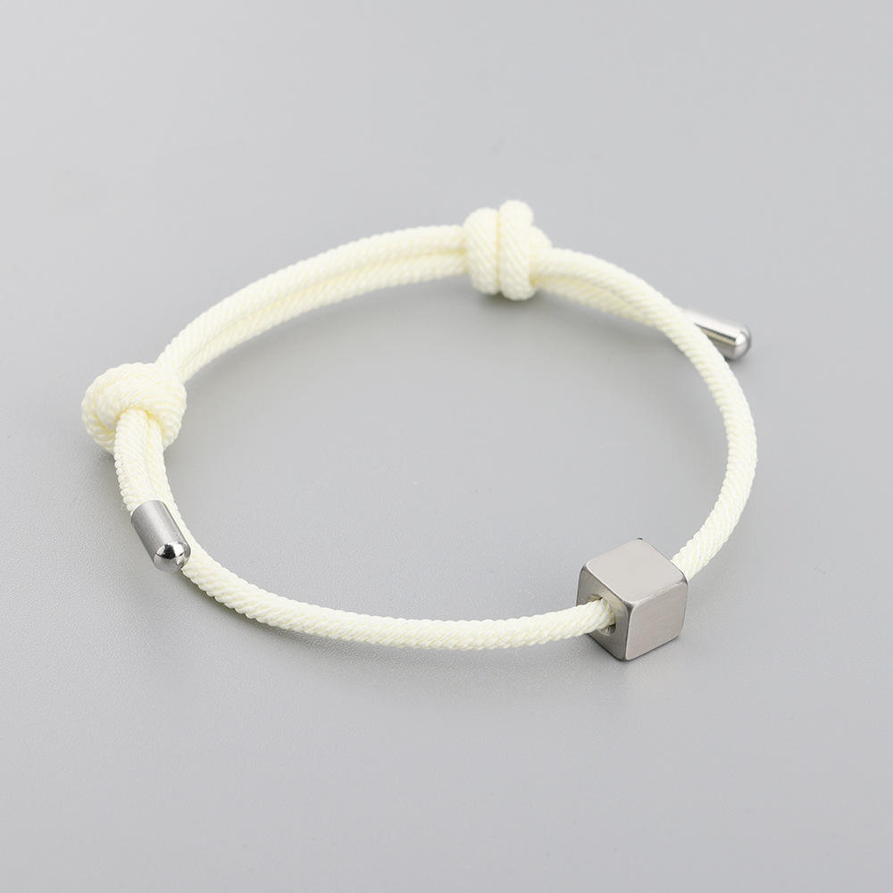 สีเบจ-เงิน