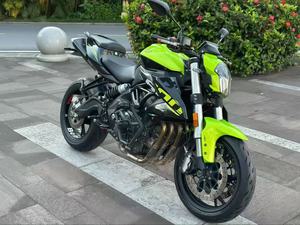 Moto sportive de rue Benelli Huanglong <span class=keywords><strong>600</strong></span> 600cc à quatre cylindres - Product Image 4