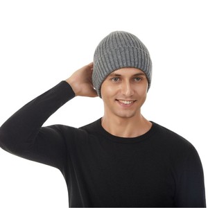 Gorro de punto de color liso, gorro de lana cálido para hombres y mujeres, gorro informal plegable de fibra acrílica de 56-58cm para otoño e invierno - Product Image 3