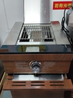 Cuisine extérieure complète avec évier, réfrigérateur à double porte et barbecue au gaz, utilisation domestique en jardin, robuste, imitation bois, éclairage LED