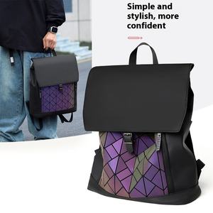 Mochila de ordenador de hombro doble impermeable de gran capacidad para hombres y mujeres-Uso informal deportivo de viaje con poliéster PU - Product Image 6