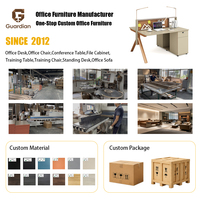 Poste de travail modulaire moderne pour 4 personnes avec écrans de confidentialité, armoires de rangement et chaises ergonomiques pour bureau à aire ouverte