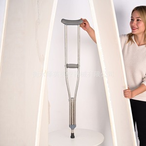 Béquilles axillaires Ji Mingchen en acier inoxydable, réglables en hauteur, légères, pour le soutien des fractures de la jambe - Product Image 2