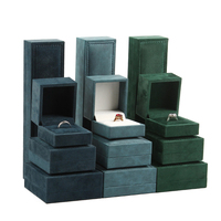 Boîte d'emballage de bijoux de luxe rectangulaire/carrée verte personnalisée Xinxing, insert en velours de haute qualité pour bagues, boucles d'oreilles, colliers