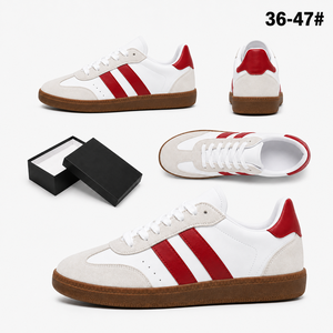 Sneakers unisexes en daim blanc crème bicolore, semelle en caoutchouc, style vintage, chaussures plates pour la marche, en stock - Product Image 3