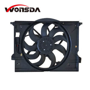 Ventilateurs <span class=keywords><strong>de</strong></span> refroidissement <span class=keywords><strong>de</strong></span> radiateur électrique 12V <span class=keywords><strong>de</strong></span> haute qualité pour pièces automobiles, ventilateur <span class=keywords><strong>de</strong></span> radiateur AC W221 W211 pour réservoir d'eau <span class=keywords><strong>de</strong></span> voiture - Product Image 4