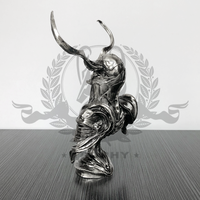 Escultura cinética de Metal, figura de caballero negro transformable, juguete decorativo