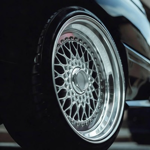 Rines Forjados de Malla T6061 con Borde Cromado Plateado de 17 18 19 <span class=keywords><strong>20</strong></span> 21 22 Pulgadas 5x100 5x108 5x112 5x114.3 5x115 5x120 5x127 5x130 para Autos Deportivos - Product Image 1