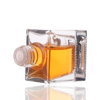 Emballage de diffuseur d'air transparent carré de haute qualité, flacons en verre de 10 ml pour diffuseur de voiture avec couvercle en bois