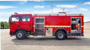 Camion de lutte contre l'incendie de marque HOWO TX7, nouveau, réservoir d'eau et de mousse de 7000 litres, diesel, 4x2, véhicule de sauvetage très demandé - Product Image 4