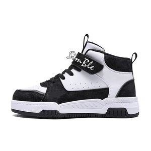 Baskets de Skate Personnalisées Montantes Noires à Semelle en Caoutchouc, Chaussures de Sport Décontractées pour Enfants - Product Image 1